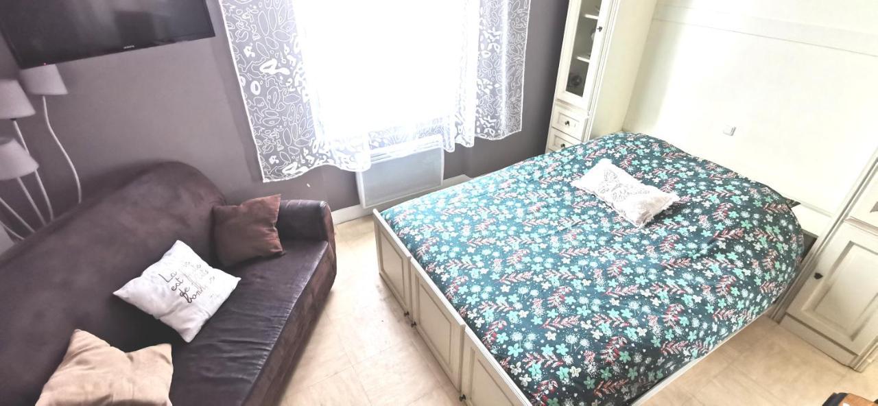 Studio Dans Charmante Batisse De Maitre Compiegnoise Compiègne Eksteriør billede
